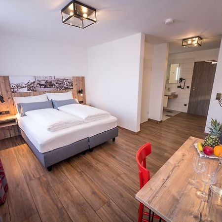 Hotel & Brauerei-Gasthof Neuwirt Нойбург-ан-дер-Донау Экстерьер фото