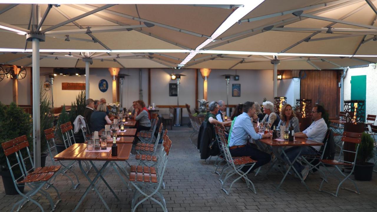 Hotel & Brauerei-Gasthof Neuwirt Нойбург-ан-дер-Донау Экстерьер фото